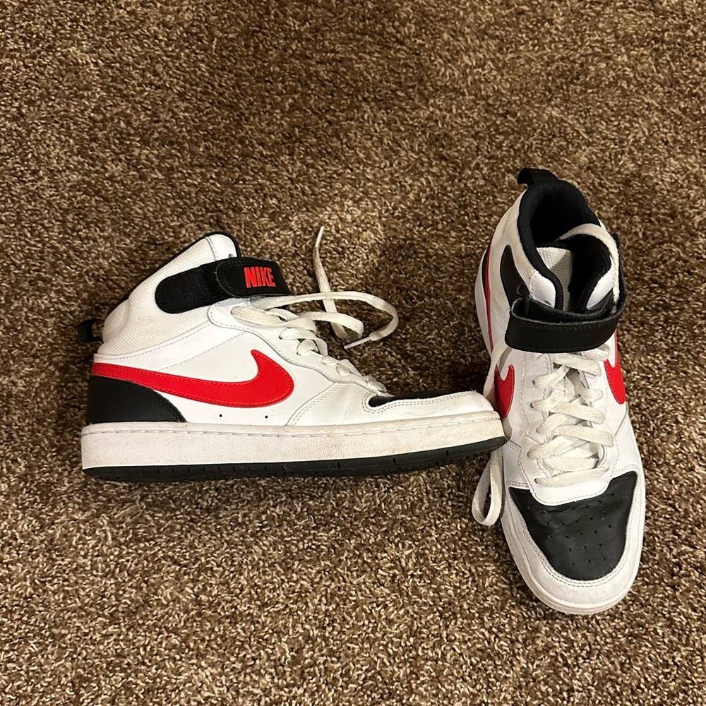 Nike Black White & Red Youth Hightop Basketball Sneakers